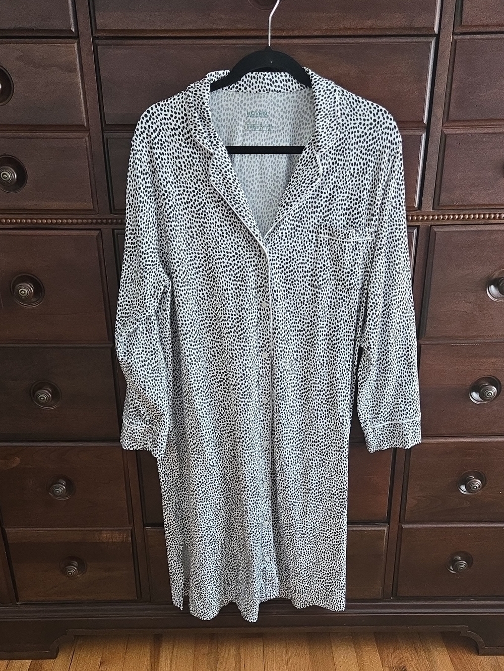 Haven Well Within Nightgown. Size XL Relaxed Fit. Black and White Leopard Print.